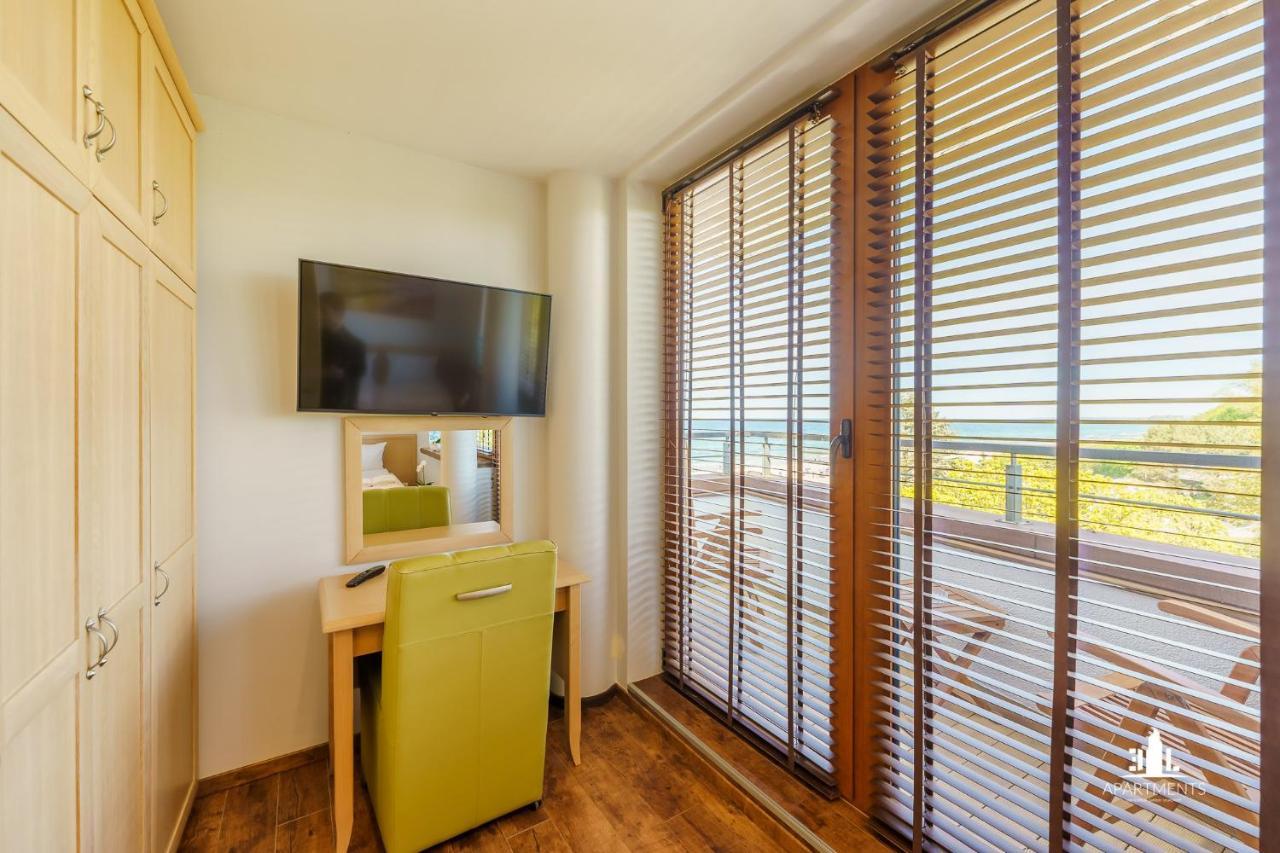 3L Apartments Willa Przy Molo 코워브제크 외부 사진